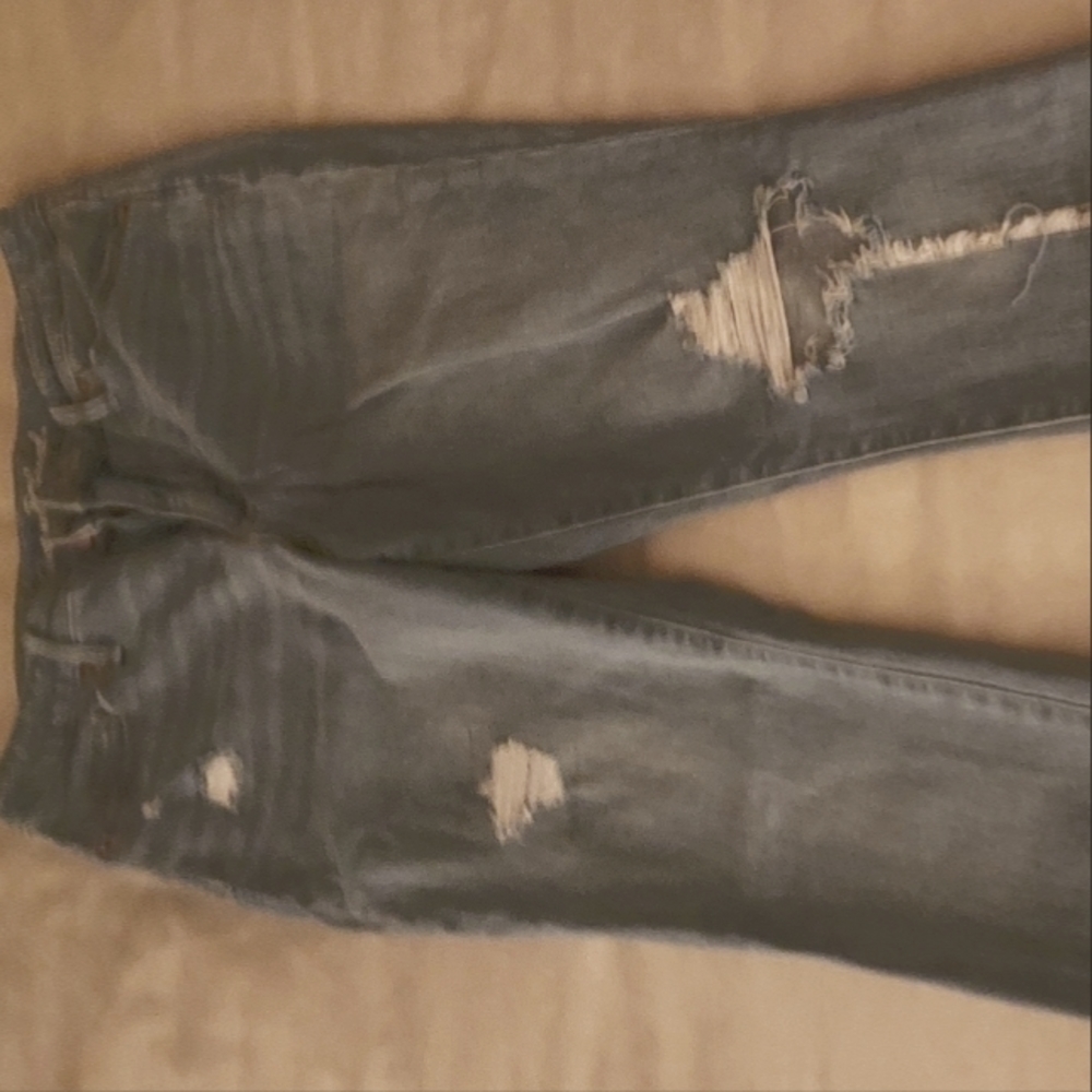 Universal Thread ripped jeans